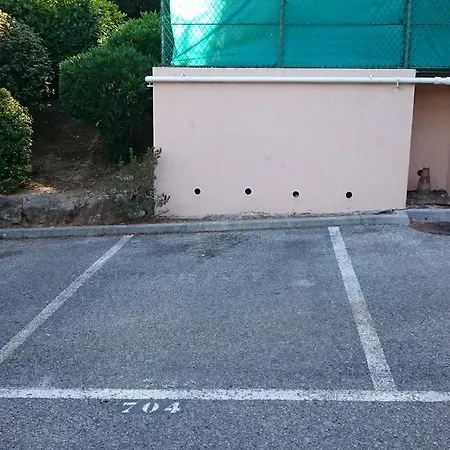 Les Calanques D'or * אנטיב